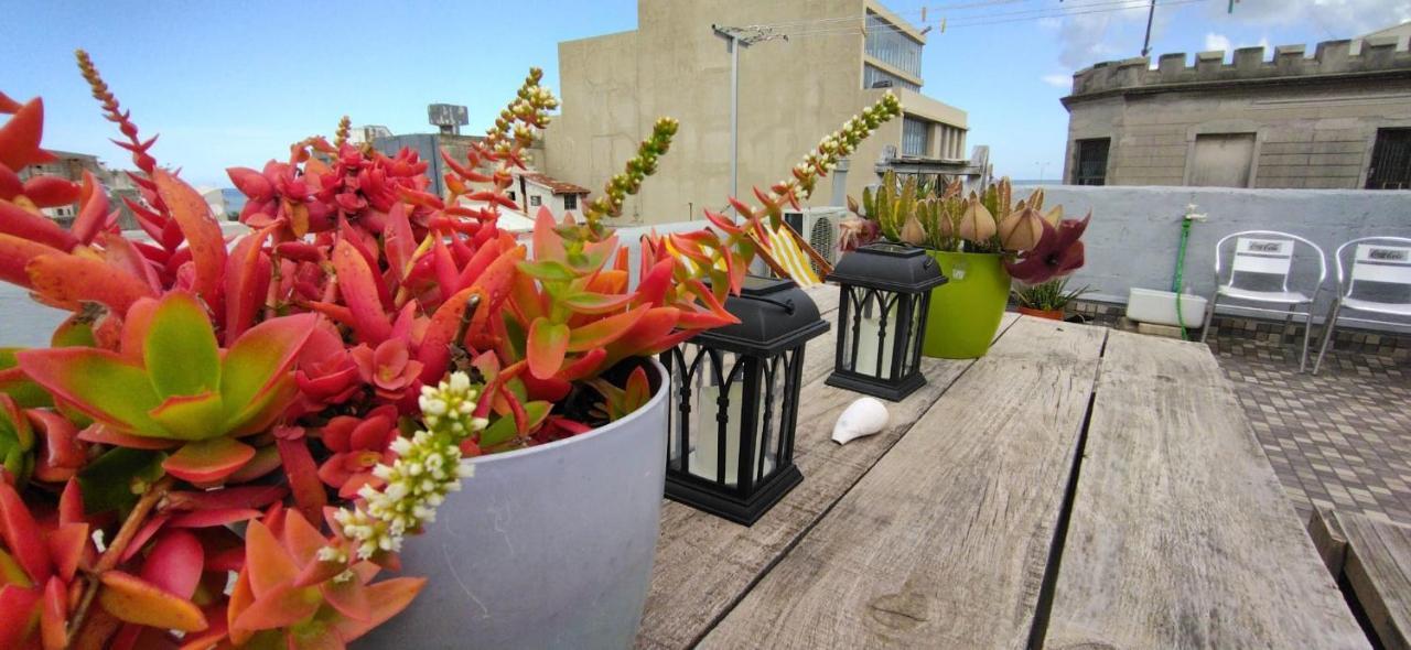 House With Large Terrace, Jacuzzi And Gated Parking For One Car Villa Montevideo Exterior foto